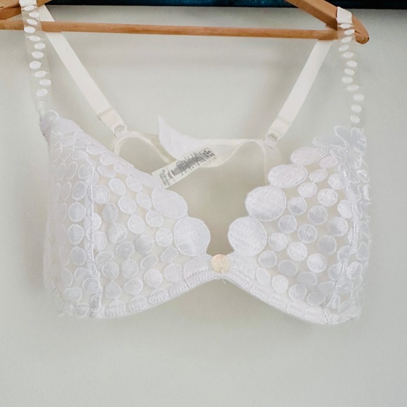 intimissimi Other - Intimissimi White Embroidered Polka Dot Push Up Bra Underwire Scalloped 34B
